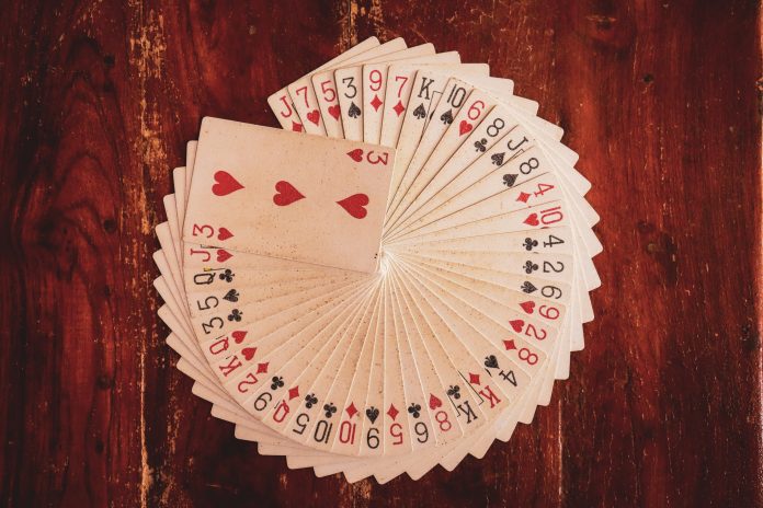 Tips to Deal With Bad Hand in Online Rummy