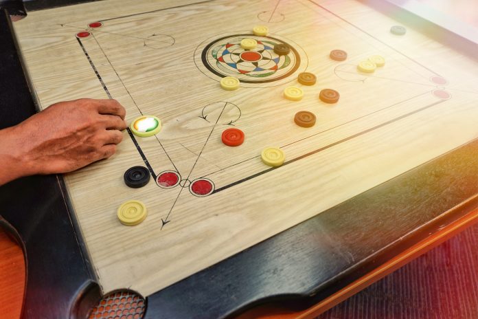 7 Best Carrom Trick Shots You Must Know