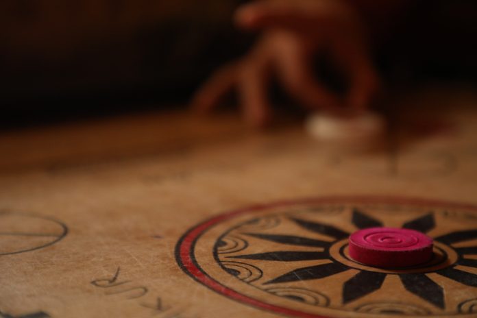How Online Carrom Game Serves as a Stress Buster