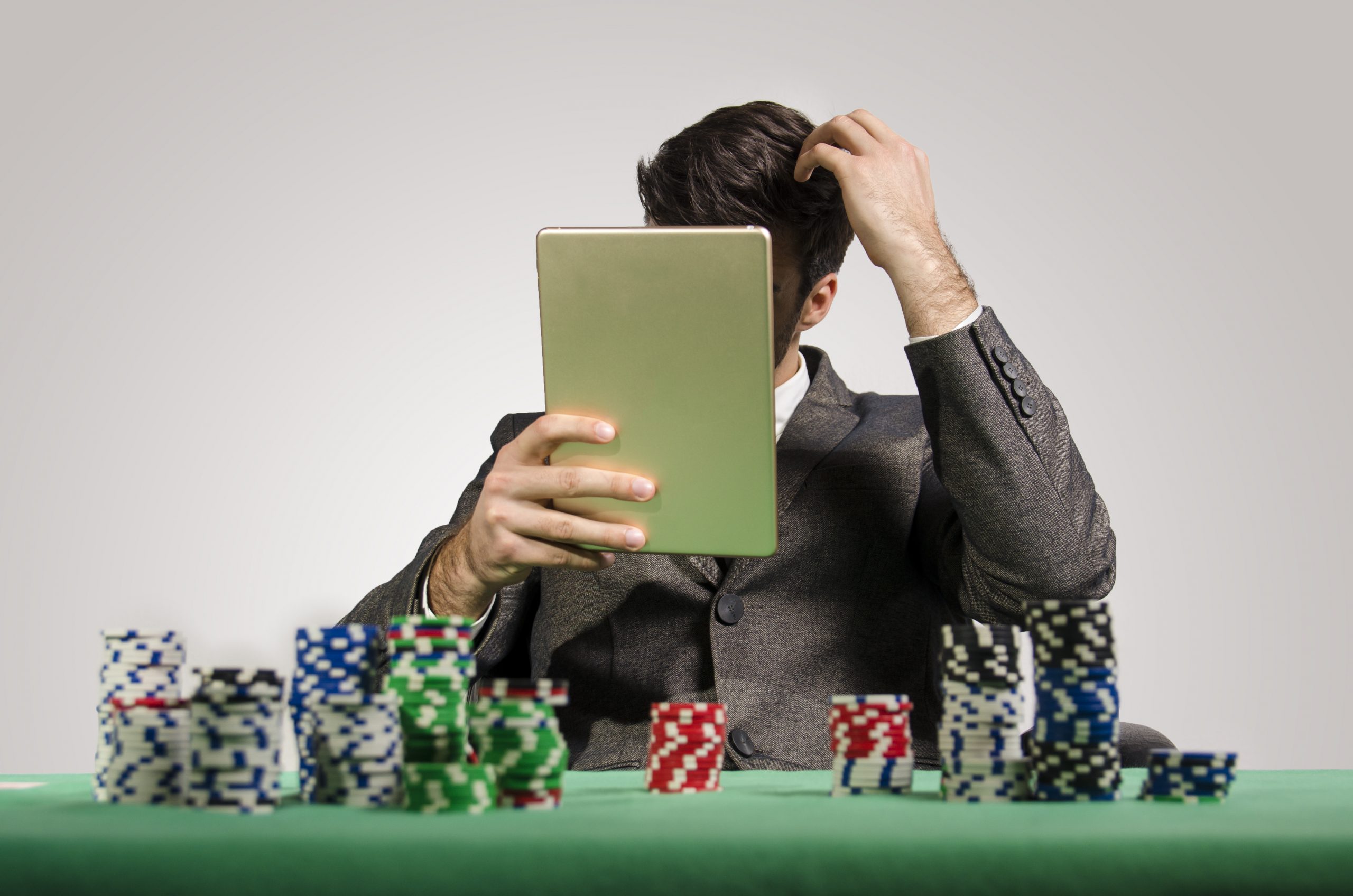 Online Poker: Things To Be Avoided By Beginner Poker Players